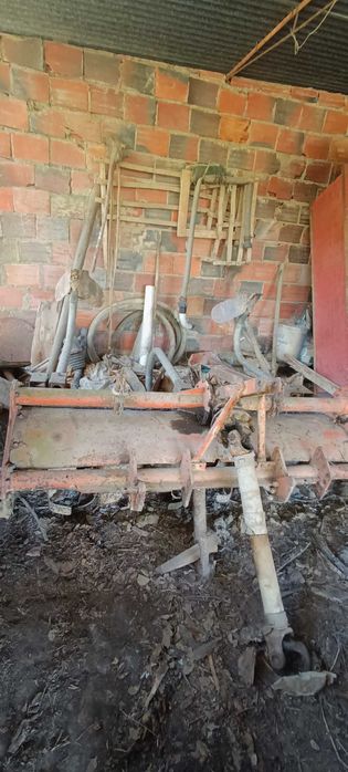 Frese agrícola, 1,80m,  fabrico  italiano SELCI marca NARDI