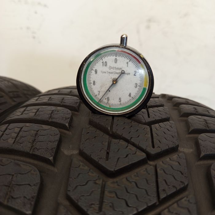 205/50R17 Pirelli Sottozero 3