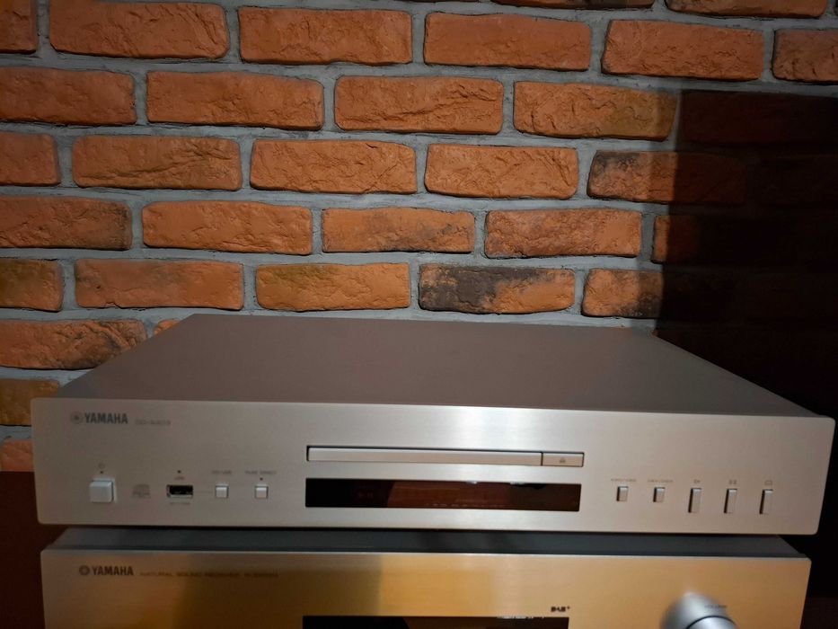 Yamaha CD-S303 odtwarzacz CD