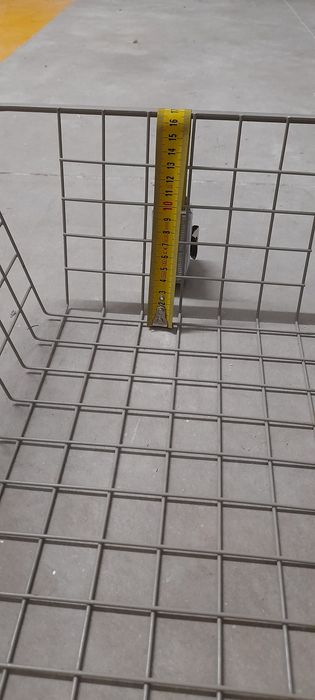 Conjunto de dois cestos para roupa
