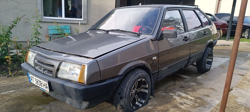 ВАЗ 2109 1990 1.1 бензин