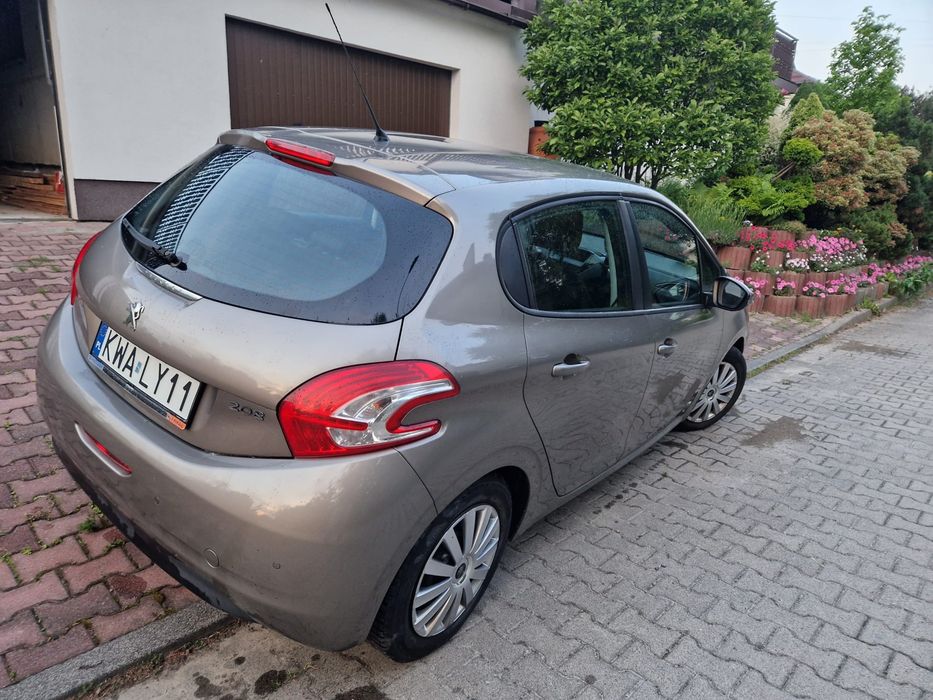 Peugeot 208 1.4 Benzyna 2012