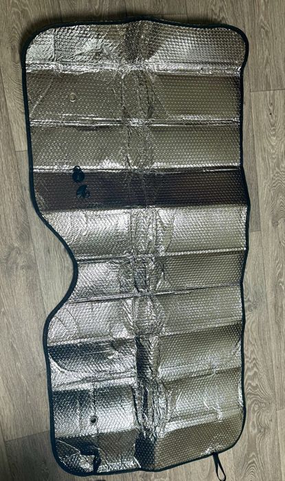 Шторка проти сонця сонцезахисна 130 на 60 см