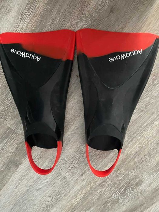 Płetwy krótkie treningowe 40-43 -Aquawave racing line.