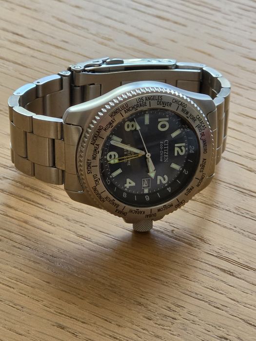 Citizen Eco-Drive GMT World Time WR200
