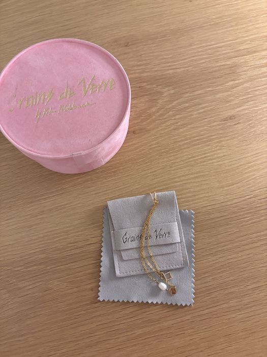 Сережка каф від бренду Grains de Verre