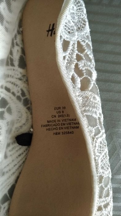 Sabrinas em renda H&M