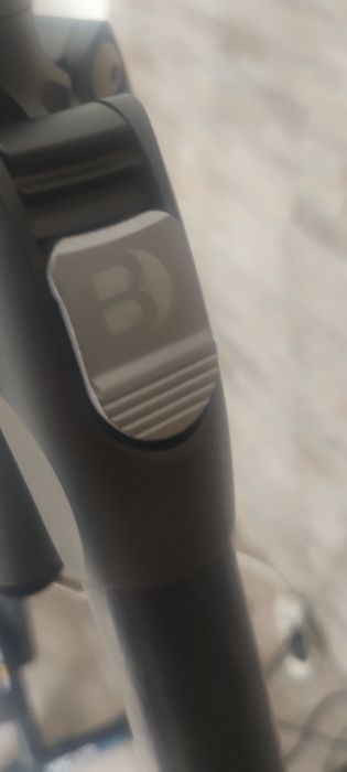 Bento Tripé Rhino carbono