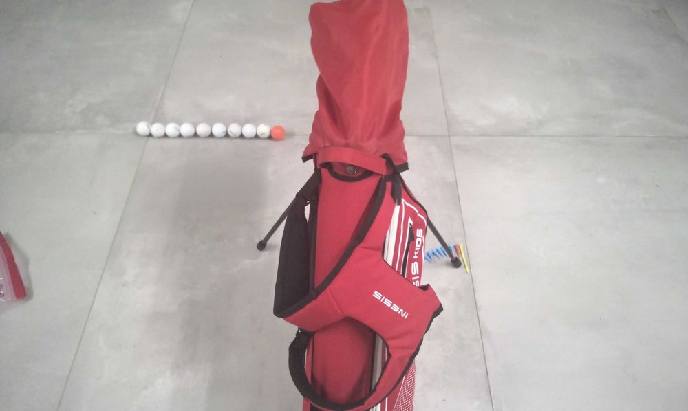 Conjunto de Golfe Vermelho para Crianças – 4 Tacos + 10 Bolas & 9 Tees