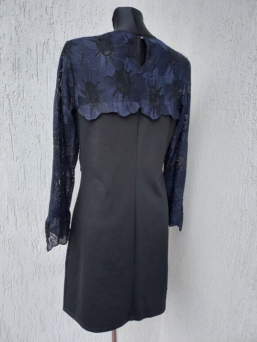 Sukienka koktajlowa w roz M/L.