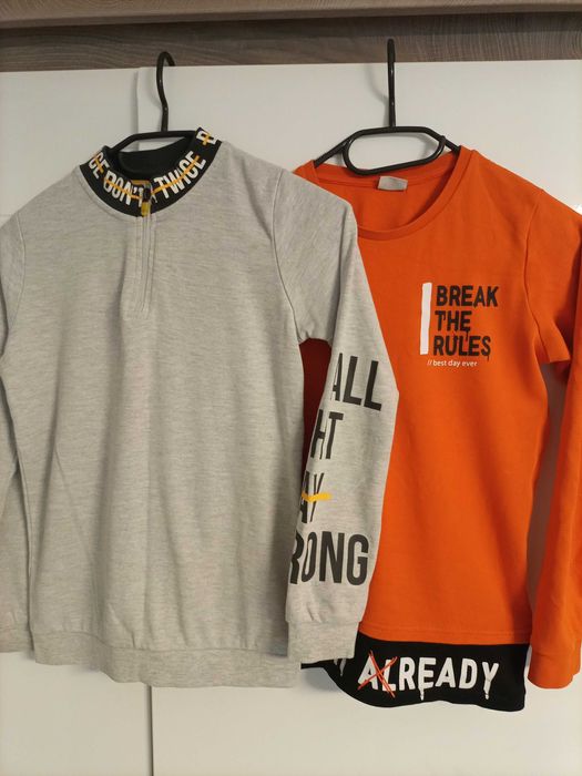 Dwie bawełniane bluzy, koszulka gratis, rozm. 146