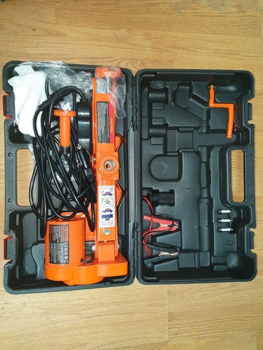 Podnośnik elektryczny nożycowy VEVOR