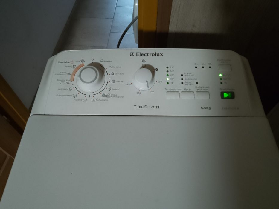 Pralka z góry ładowana Electrolux  5.5 kg wsadu