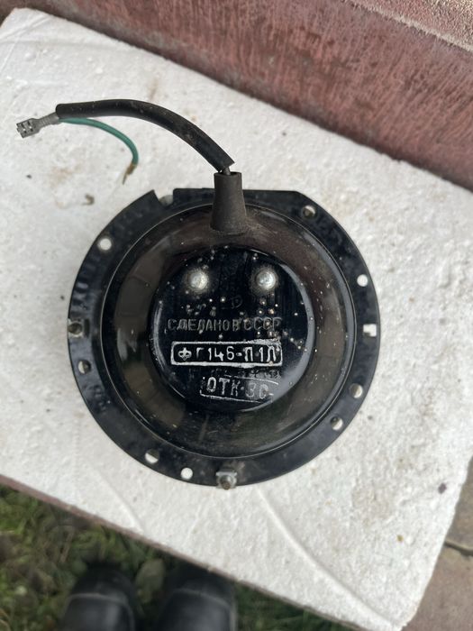 Продам фару передню ВАЗ 2103, 2106