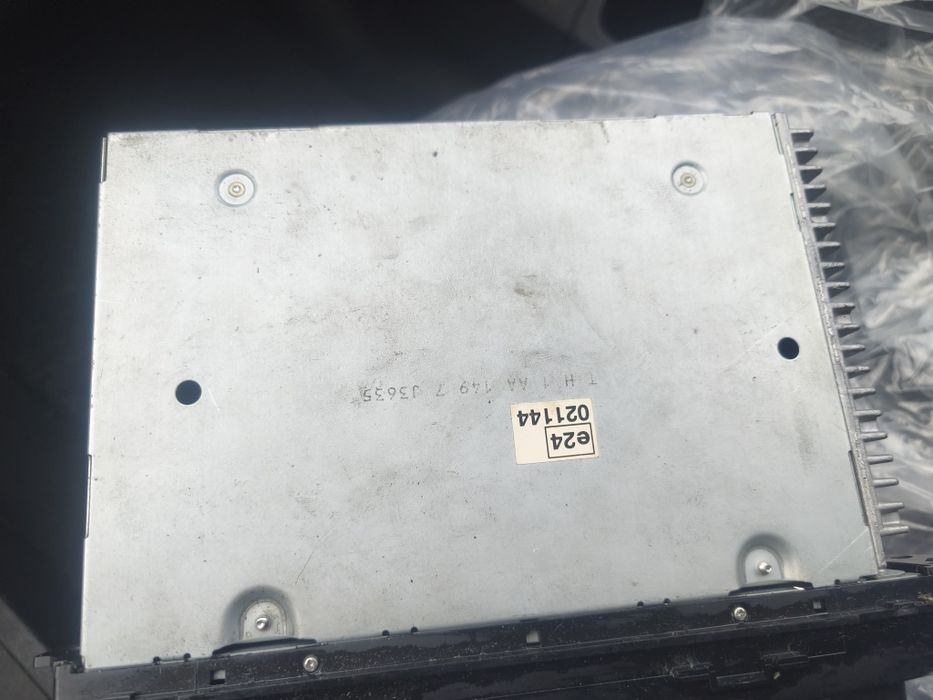 Uszkodzone Radio i CD chrysler bzcy602a nie załącza sie