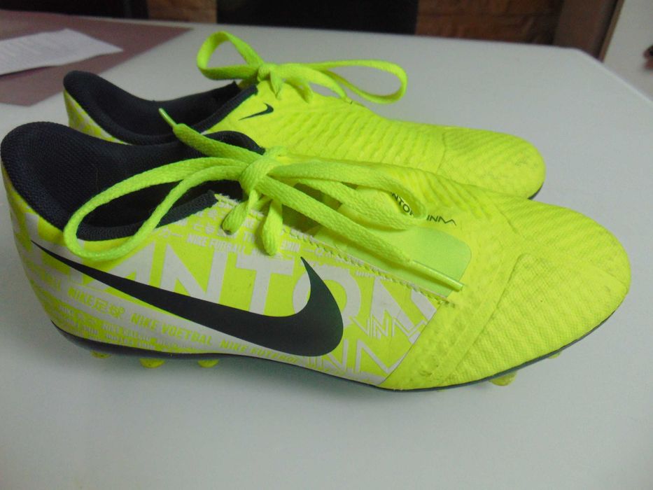 nike skin phantomnm roz 37,5 piłka