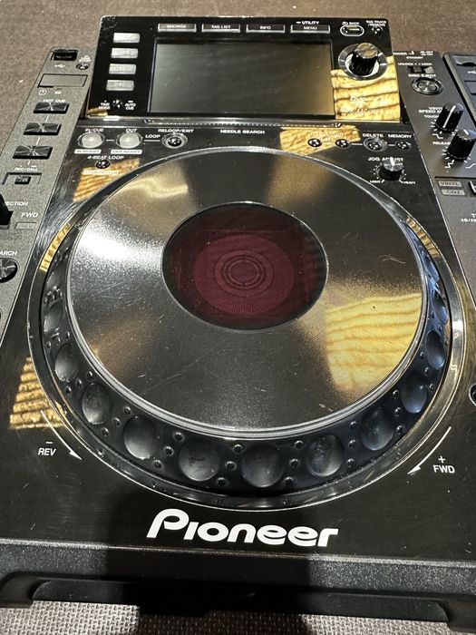 2x Pioneer CDJ-2000