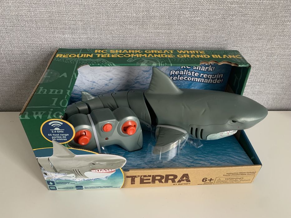 Велика біла акула Terra by Battat Remote Control    Батат Баттат shark