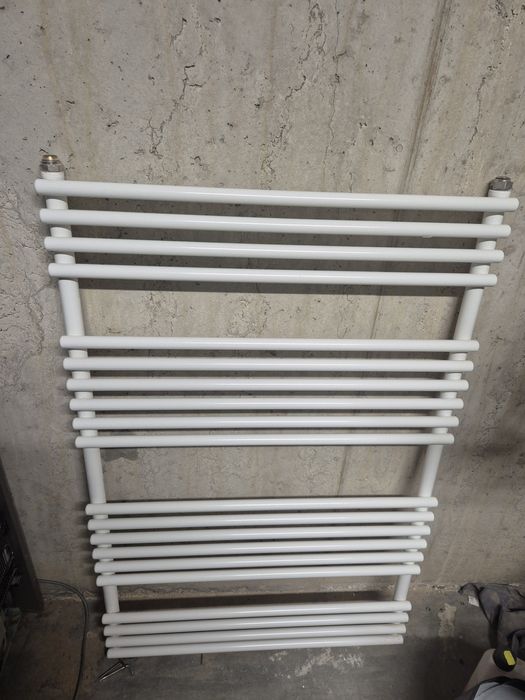 Grzejnik łazienkowy 115x75