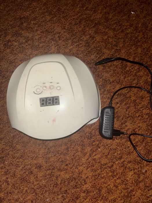 Лампа для манікюру