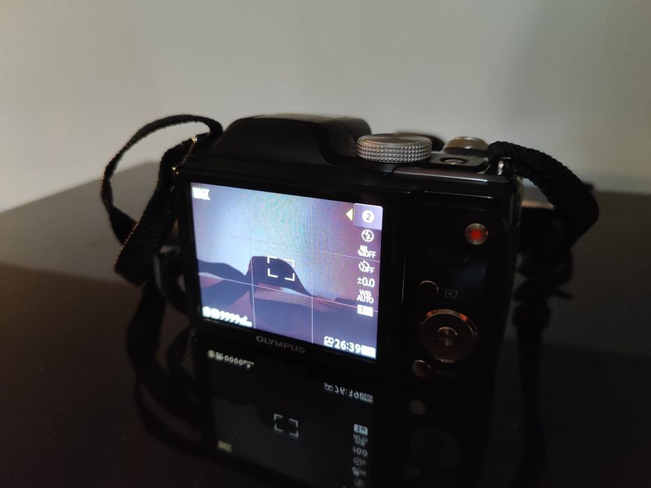 Máquina Fotográfica Olympus SP-720UZ | Super Zoom 26x | Full HD