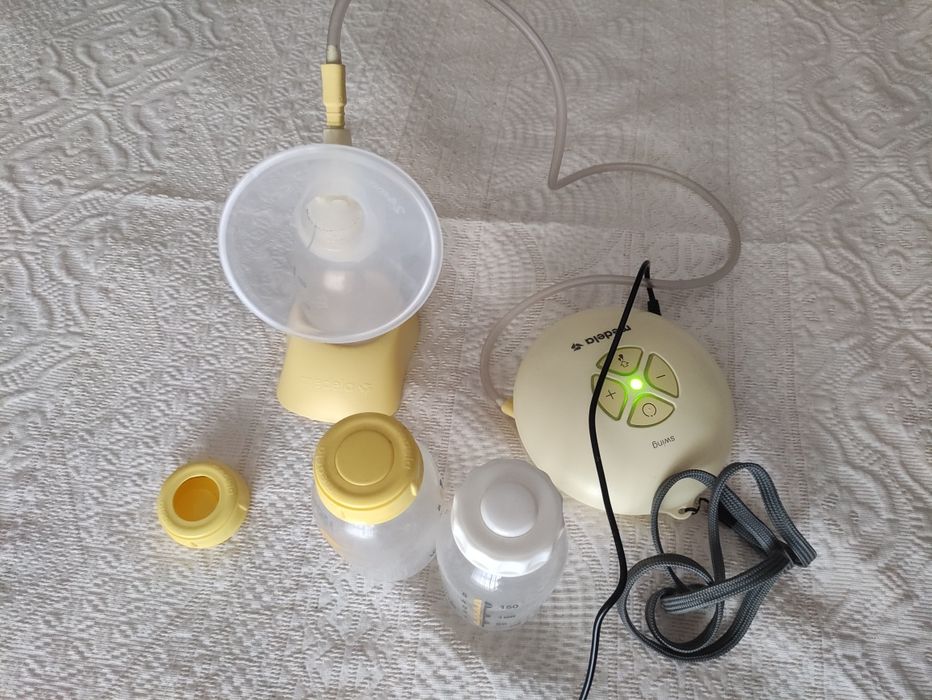 Máquina leite materno - medella  swing- como nova