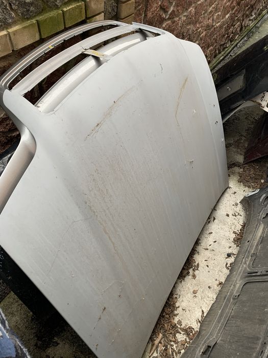 Капот Порш Каен Фабия Астра АудиА6  Дайхатцу Сирион