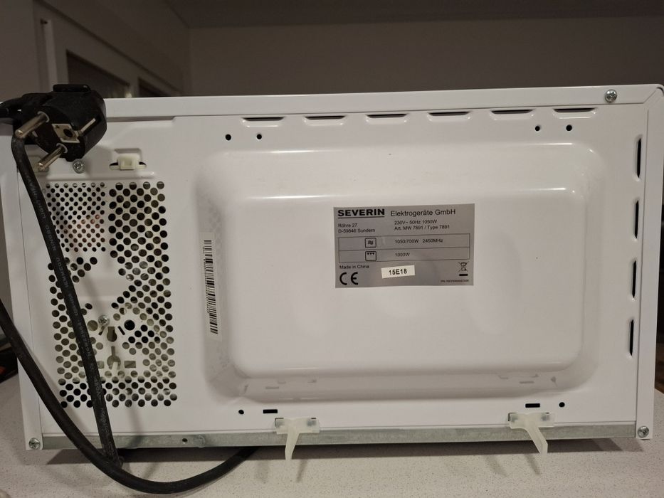 Microondas  Severin 700 & Grill