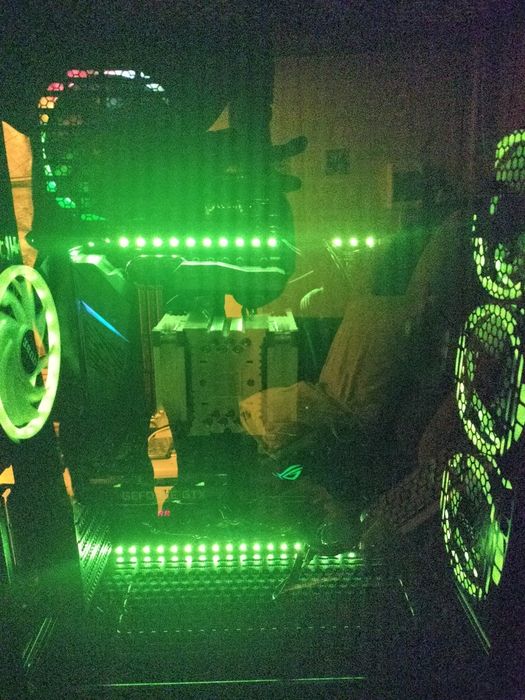 ROG STRIX X399 | Ryzen 1900X( Threadripper )