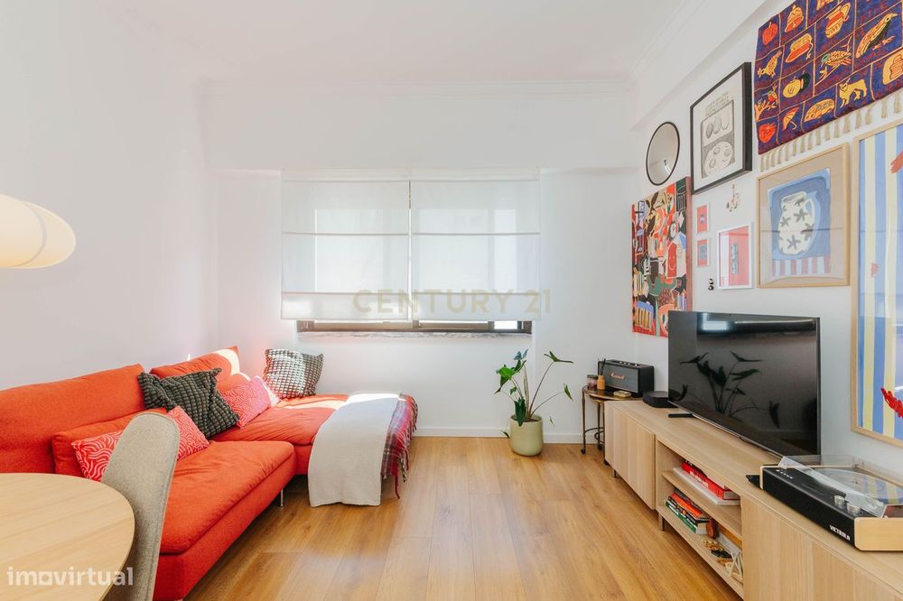 T2 Remodelado Sacavém A 5 Minutos Do Aeroporto De Lisboa