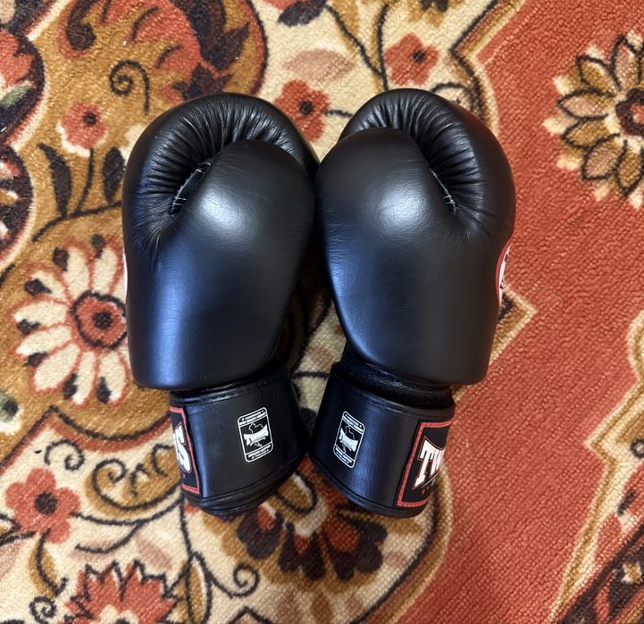 Боксерські рукавиці Twins