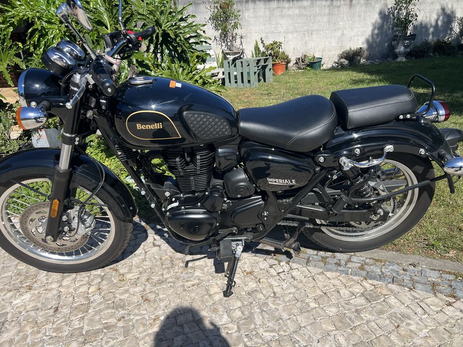Mota Benelli 400