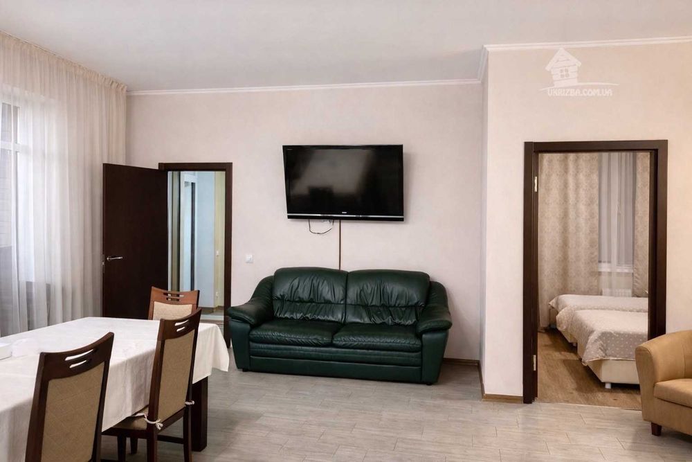 ВІЛЬНИЙ!Будинок 230кв.м. Камінна зала. 5 окремих спалень.Сауна.Басейн.