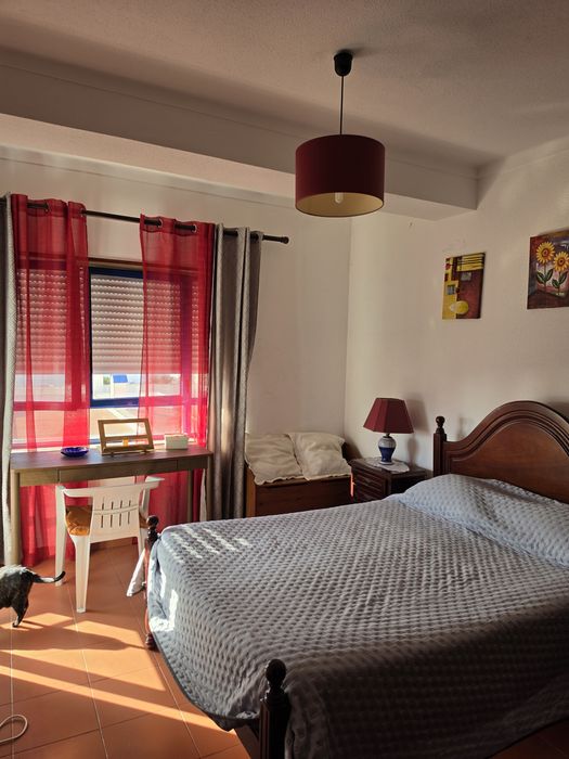 Quarto para alugar na Ericeira