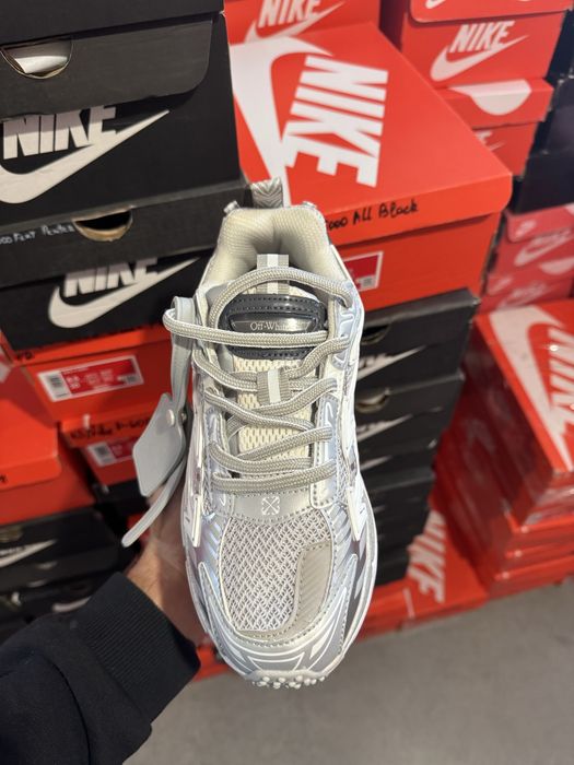 Off White Be Right Back White