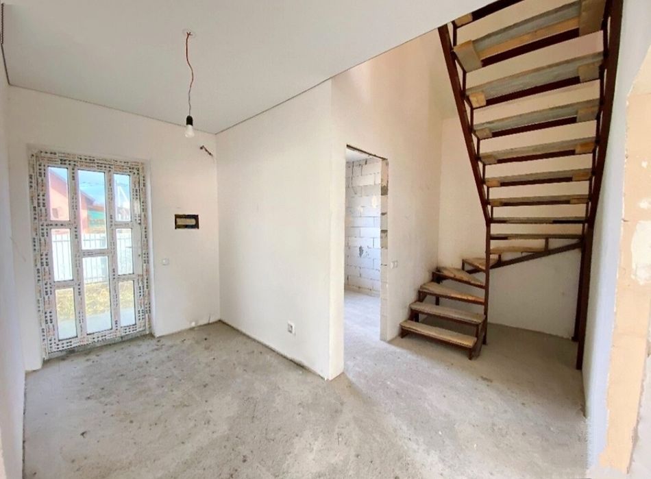 Таунхаус Чистовий 90 м² в Агрономічному, 3 спальні