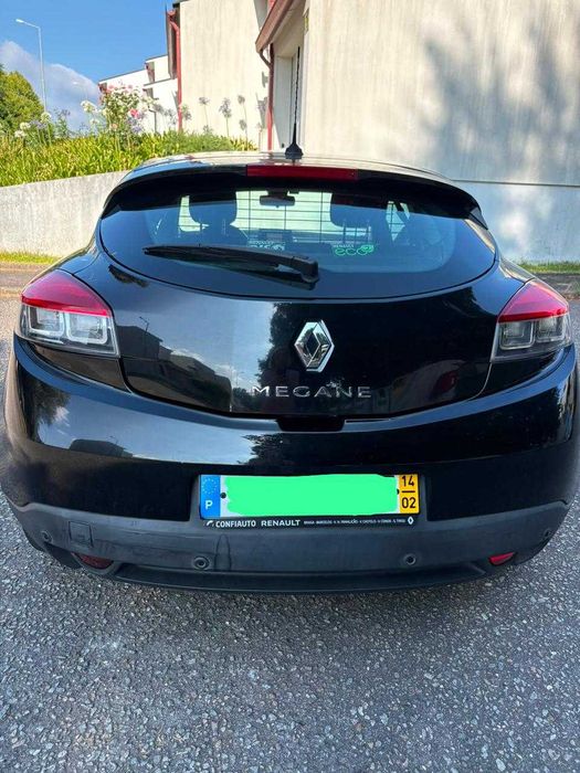 Mégane Coupe comercial 6000€ + IVA