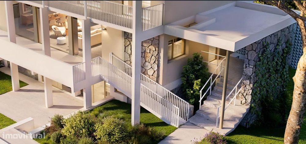 Moradia T4 + 1 com piscina, Oeiras