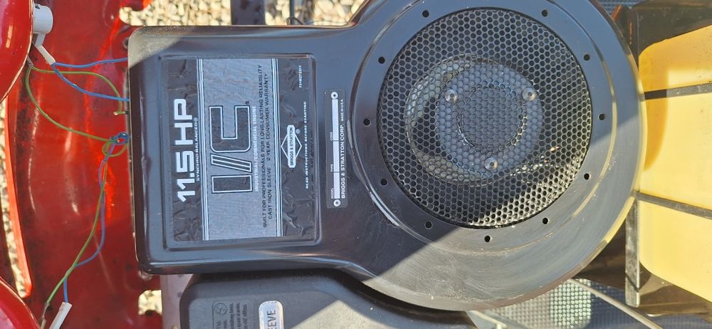 Kosiarka MTD, traktorek ogrodowy, pług.