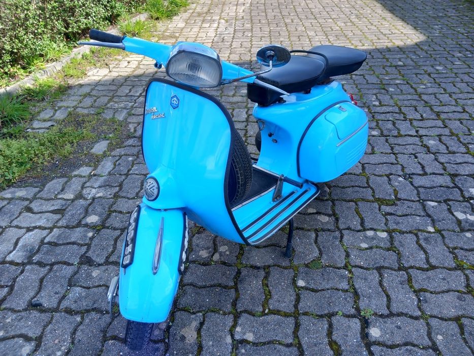 Vespa 150 sprint