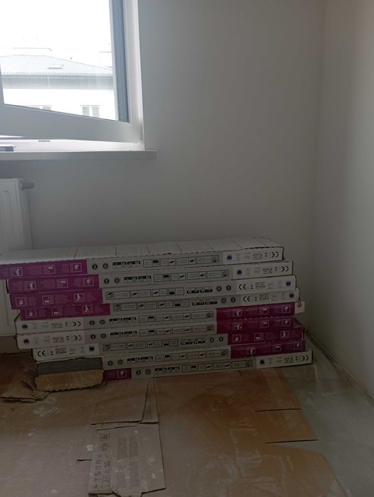 Panele winylowe LVT IVC.  NOWE w opakowaniu nieużywane