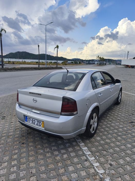 Opel Vectra 1.9 CDTI 120 cv foto 4