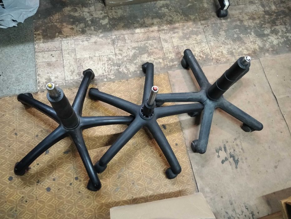 Офисные кресла. Б/у