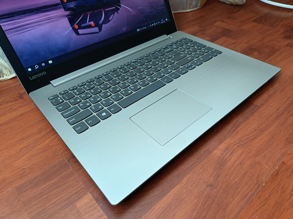 Сучасний Lenovo IdeaPad Max FullHD 2023