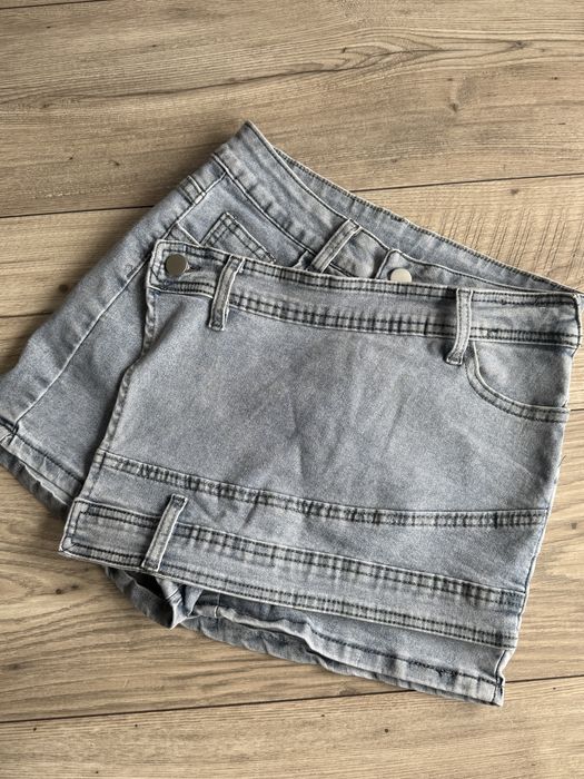 Piękne spodniczko spodenki jeansowe szorty