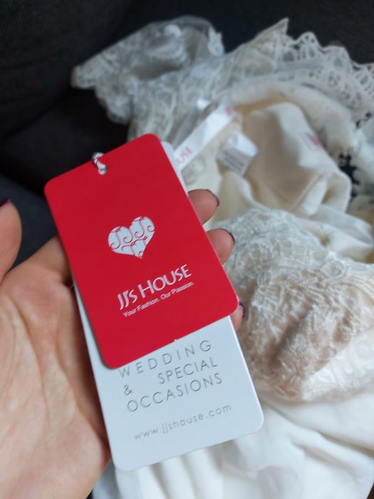 Suknia ślubna JJ's house. Wedding dress