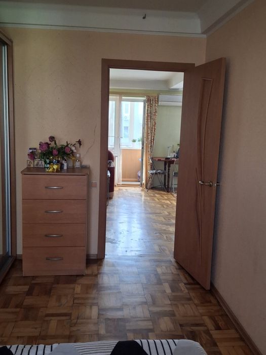 Терміново продам двокімнатну квартиру по вулиці Гоголя