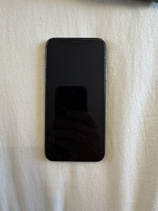 iPhone Xs 64Gb em bom estado