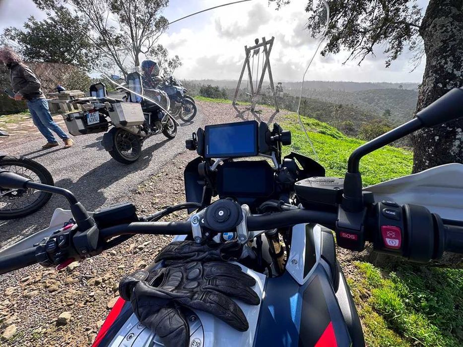 Vendo BMW R1250GS ou troco por R1250RT equivalente