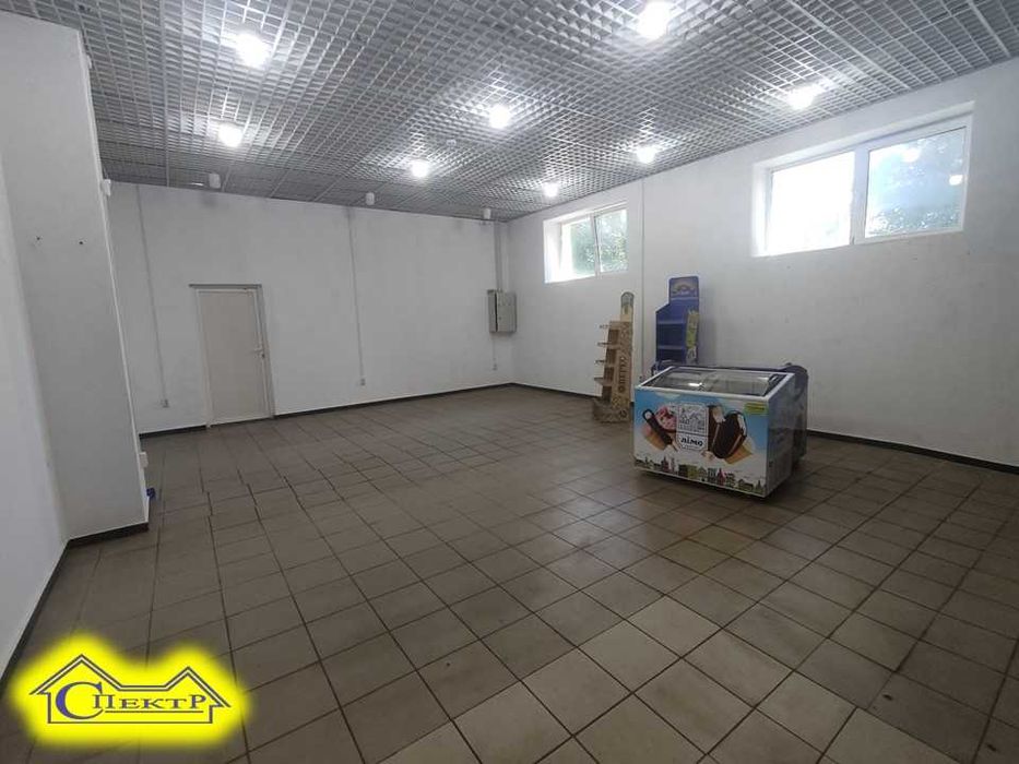 60кв.м. навпроти ринку Залізничний Вокзал